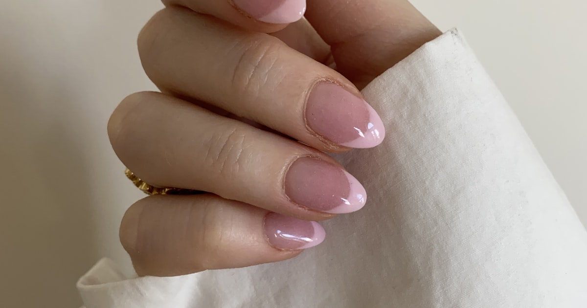 Oval nails 2026: soft pink oval manicure, the quiet-luxury shape